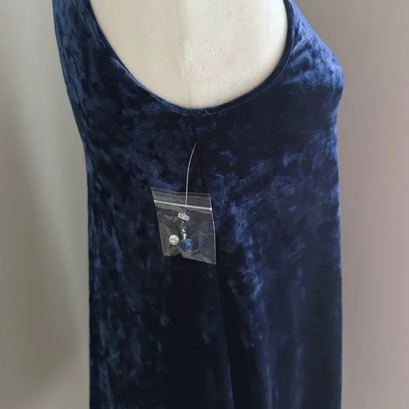 ModCloth PureLuxe Velvet Swing Dress - Picture 4 of 9